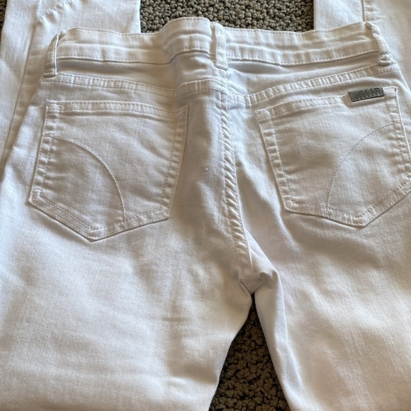 Joe’s White Jeans Size 12 in Like New Condition - Picture 5 of 9